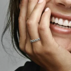 Pandora Bague<Bague Moments Couronne d'Étoiles noires Asymétriques - Argent