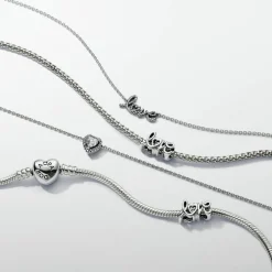 Pandora Charms<Charm Love en Lettres Cursives