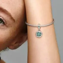 Pandora Charms<Charm Pendant Trèfle à Quatre Feuilles Chanceuse Moments