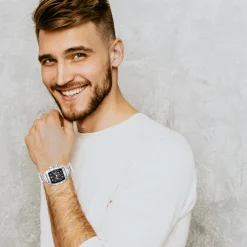 So Charm Montres Montre Acier<Montre homme quartz carrée acier et fond noir